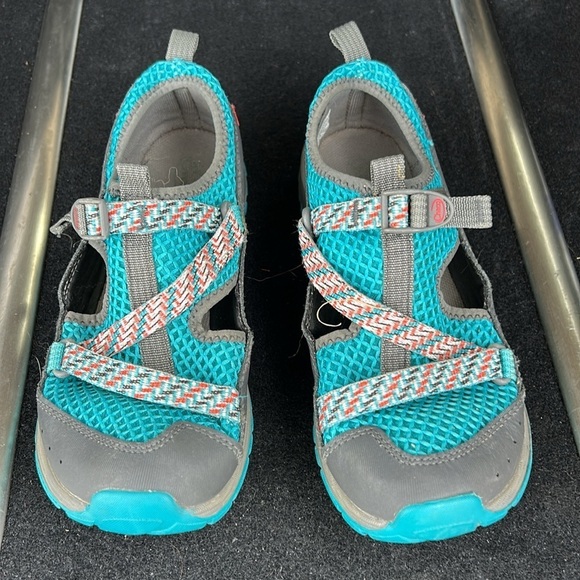 Chacos Kids Odyssey Water Shoe Size 5(Youth) - Picture 2 of 6